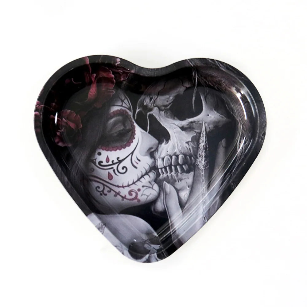 Love-Shaped Cigarette Tray Tobacco Metal Rolling Tray 16.5x18CM Plate Cmoking Smoking Accessories Storage Tray