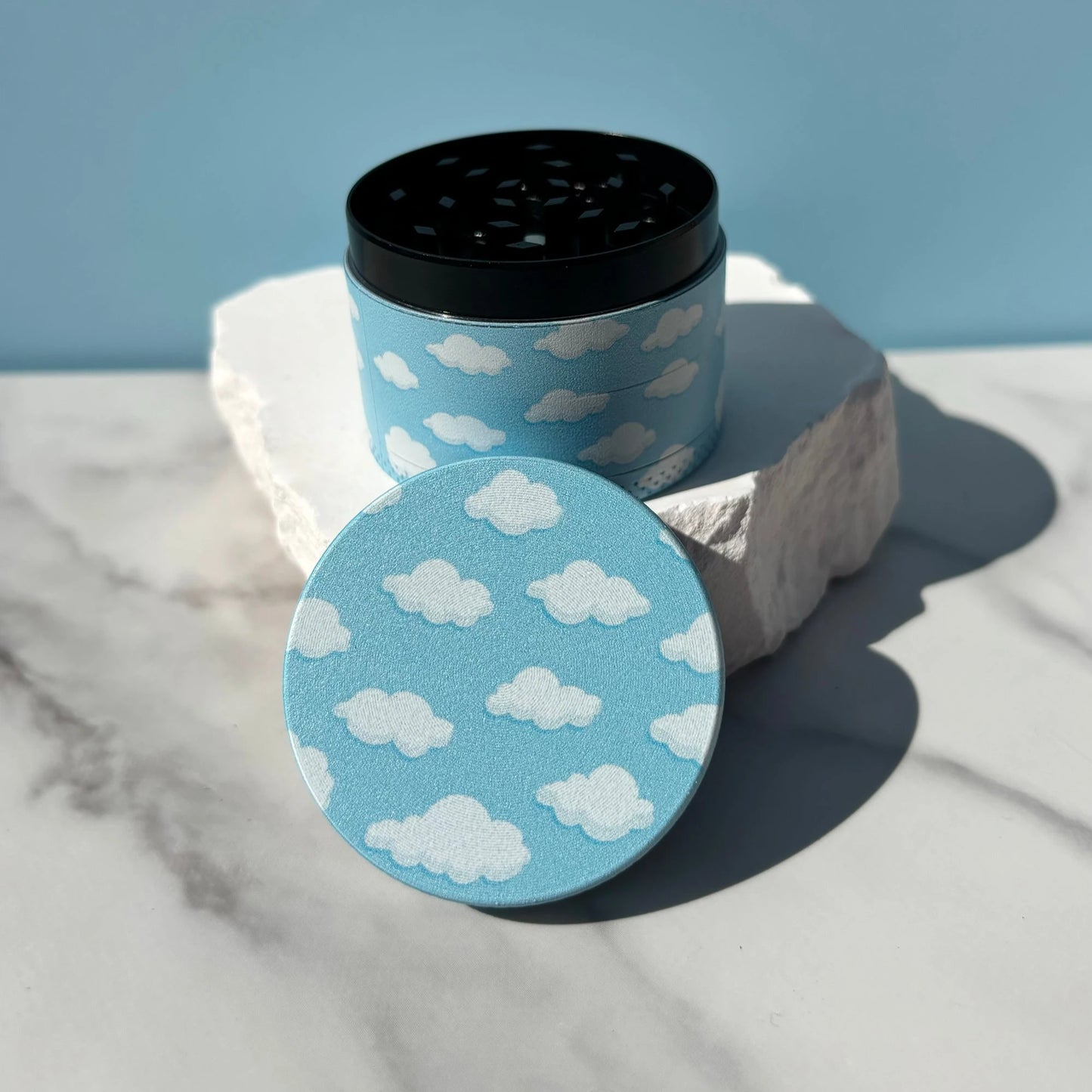 1/2Pack Blue Sky and Cloud Rolling Tray and Herb Grinder
