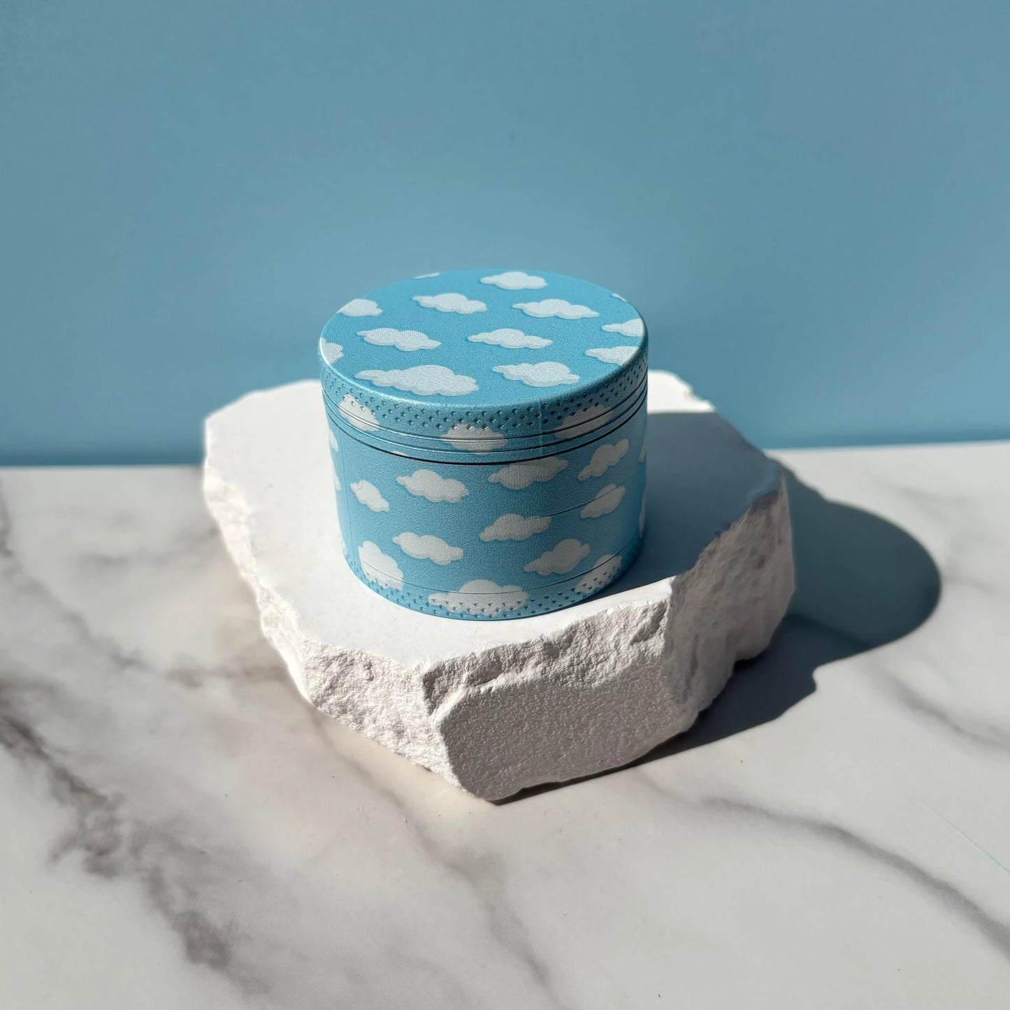 1/2Pack Blue Sky and Cloud Rolling Tray and Herb Grinder