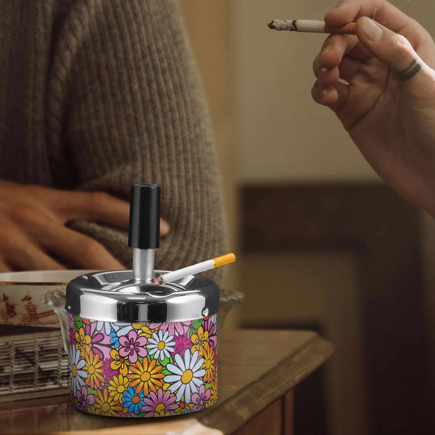 Swivel Lid Automatic Cigarette Extinguisher Metal Ashtray Waste Bin Small Desktop Tray Outdoor Container Indoor Holder Household