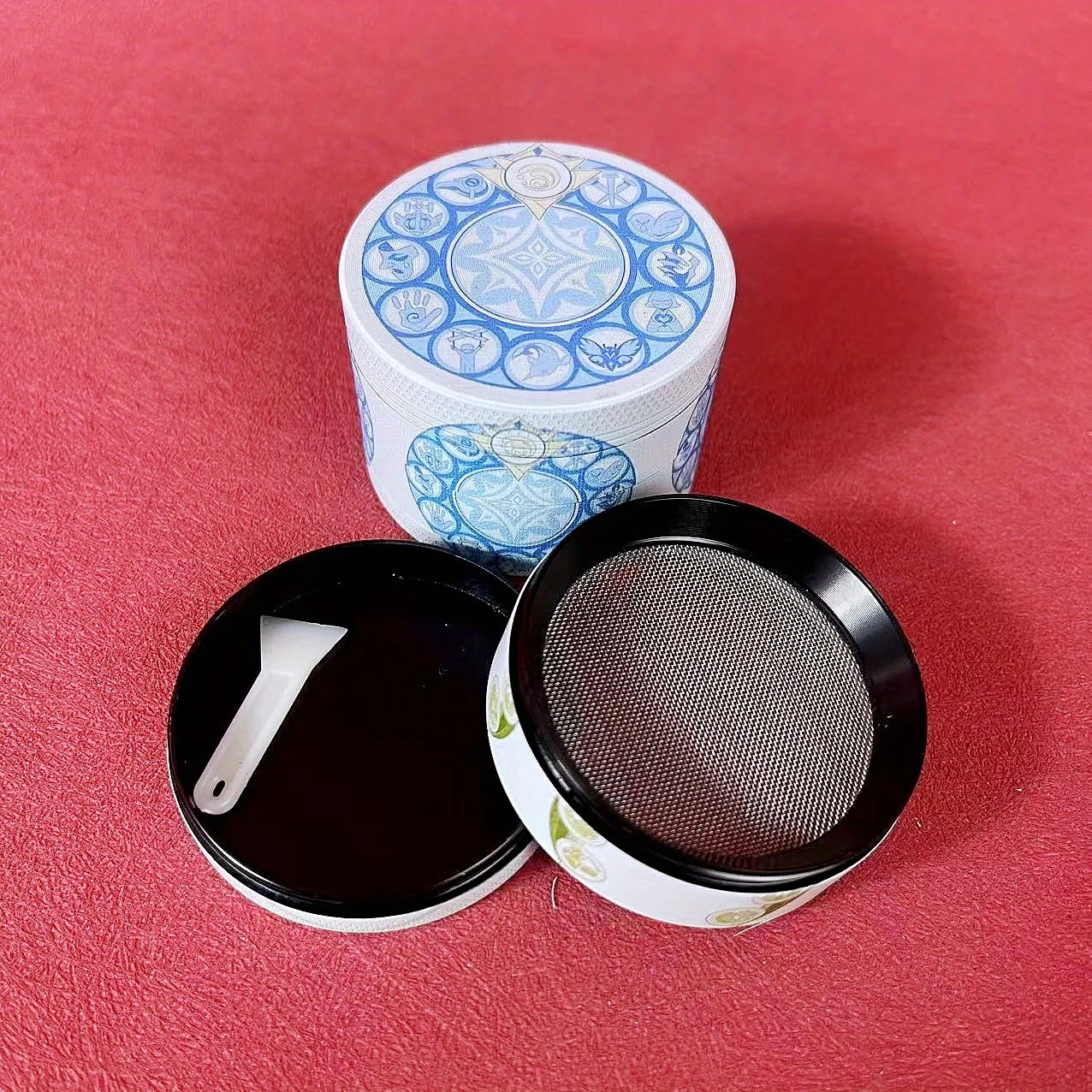 2inch Cartoon Herb Grinder Tobacco Raw Grass Pepper Crusher Grain Catcher Psychedelic Mill Cigarette Accessories Kitchen Gadget