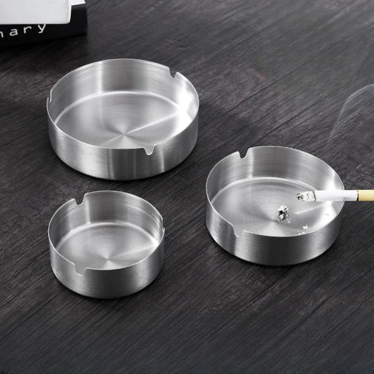 Round Stainless Steel Cigarette Ashtray Portable Tabletop Silver Metal Ash Tray for Smoker Fly Ash Proof Home Decoration